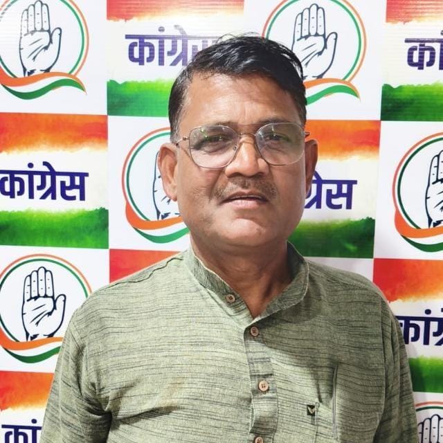 मनेंद्रगढ़ में लोकतंत्र बचाओ अभियान के तहत कांग्रेस की मशाल यात्रा